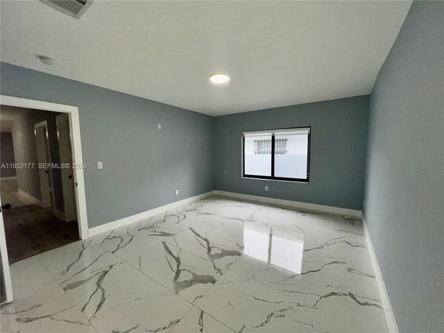 3297 SW 26th St 3299, Miami, FL 33133