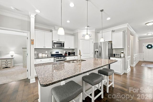 3785 Summer Haven Drive, Sherrills Ford, NC 28673