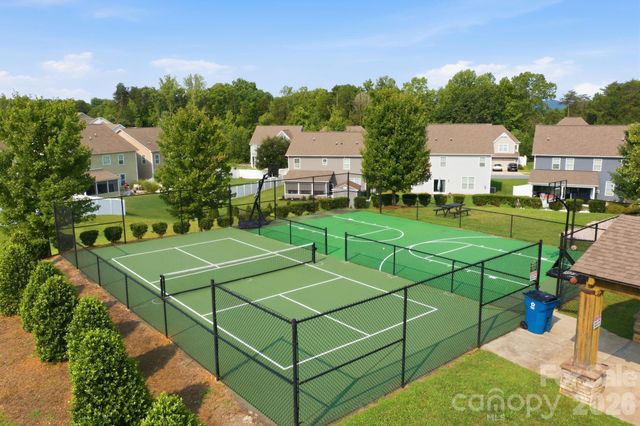 3785 Summer Haven Drive, Sherrills Ford, NC 28673