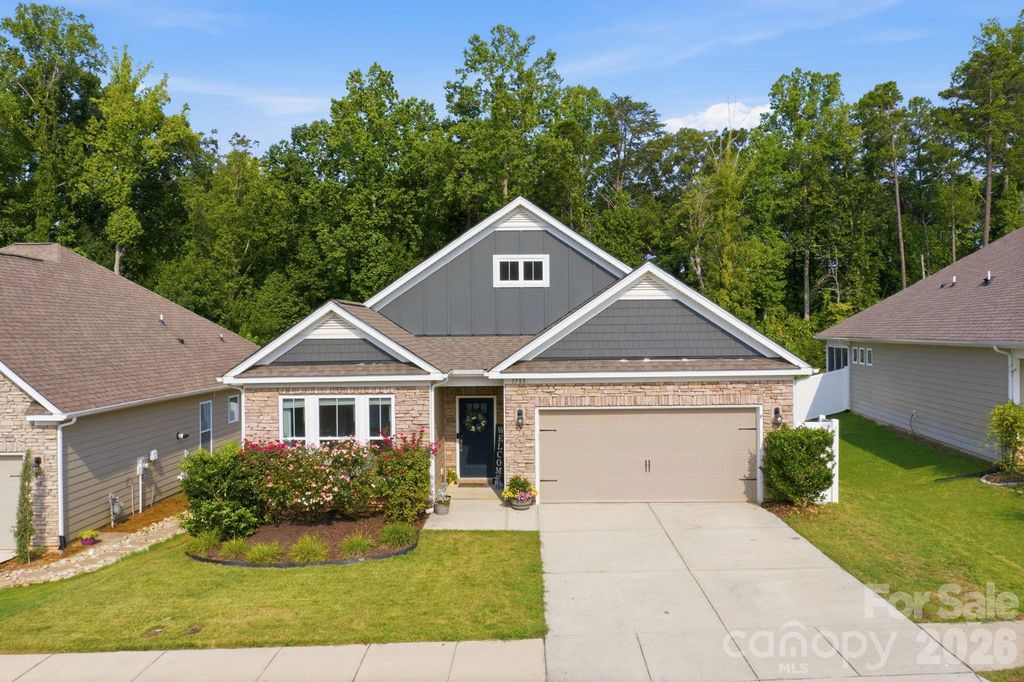 3785 Summer Haven Drive, Sherrills Ford, NC 28673