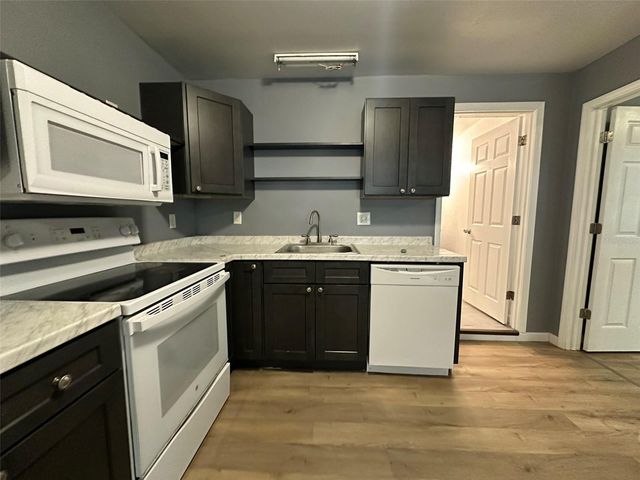 655 NE WALDO ROAD, Gainesville, FL 32641