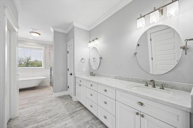 415 W 16th Street D, Houston, TX 77008