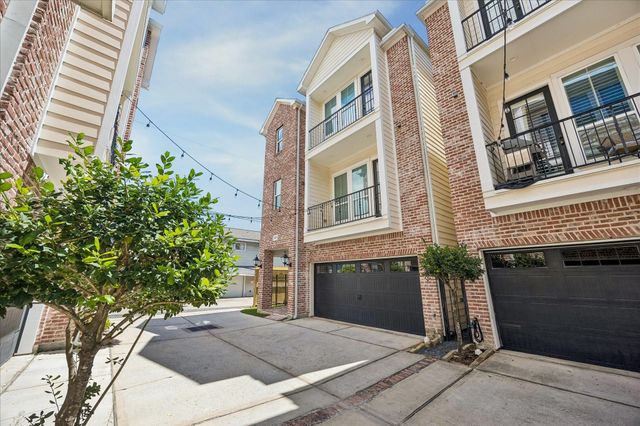 415 W 16th Street D, Houston, TX 77008