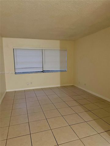 11225 Royal Palm Boulevard 11225, Coral Springs, FL 33065