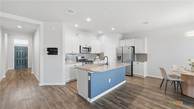 418 Moonvine Way, New Braunfels, TX 78130