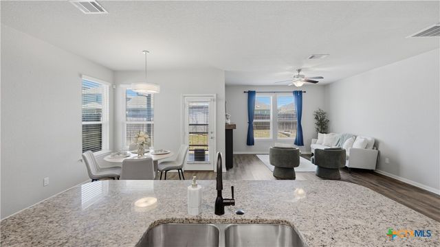 418 Moonvine Way, New Braunfels, TX 78130