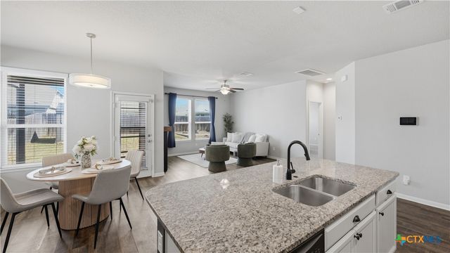 418 Moonvine Way, New Braunfels, TX 78130