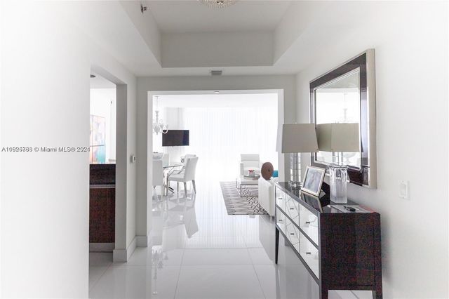 2711 S Ocean Dr 2506, Hollywood, FL 33019