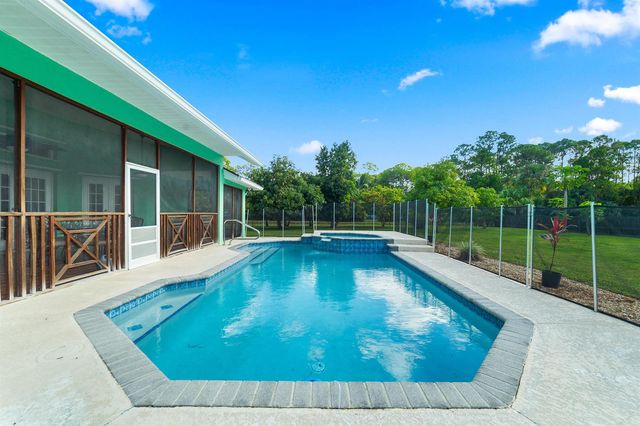 15742 75th Lane N, Loxahatchee, FL 33470