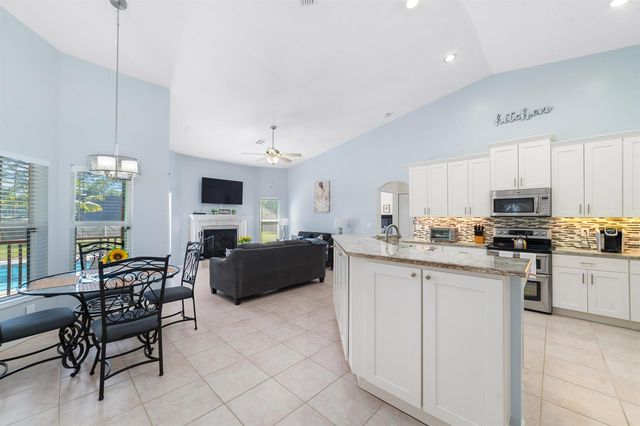 15742 75th Lane N, Loxahatchee, FL 33470