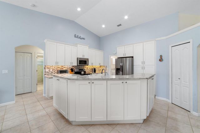 15742 75th Lane N, Loxahatchee, FL 33470