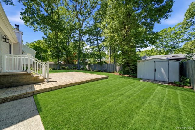 103 Hampton Avenue, Mastic, NY 11950