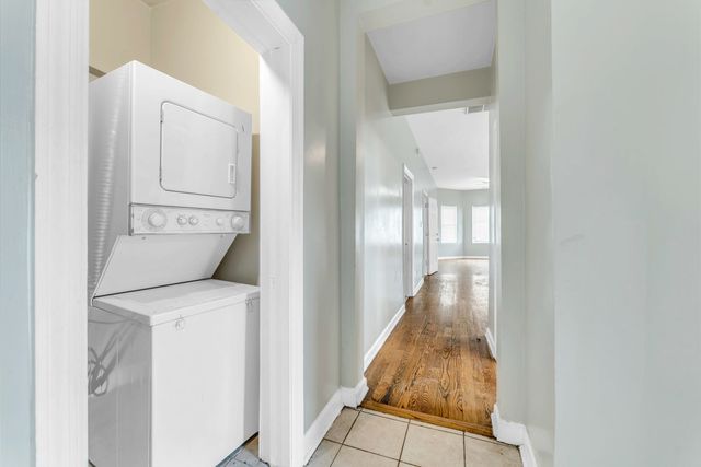 3011 E 80th Street, Chicago, IL 60617