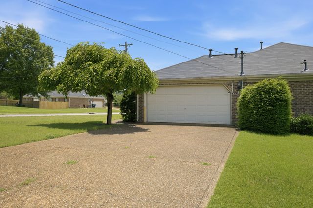 3011 Potts Xing, Smyrna, TN 37167