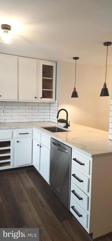 9427 CANDLEBERRY CT, Burke, VA 22015