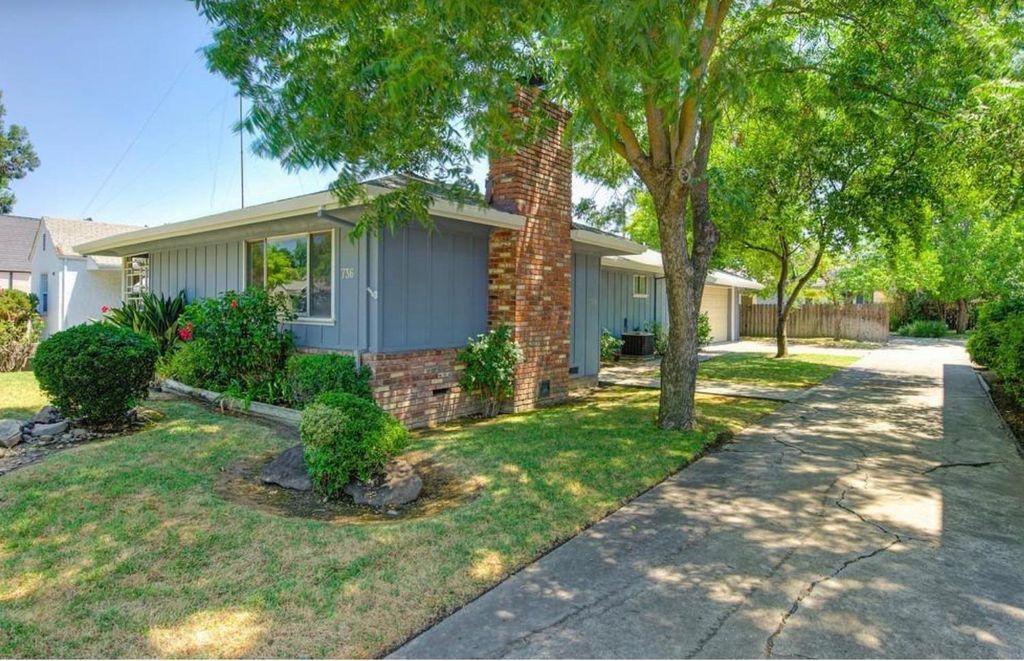 736-738 S School St, Lodi, CA 95240
