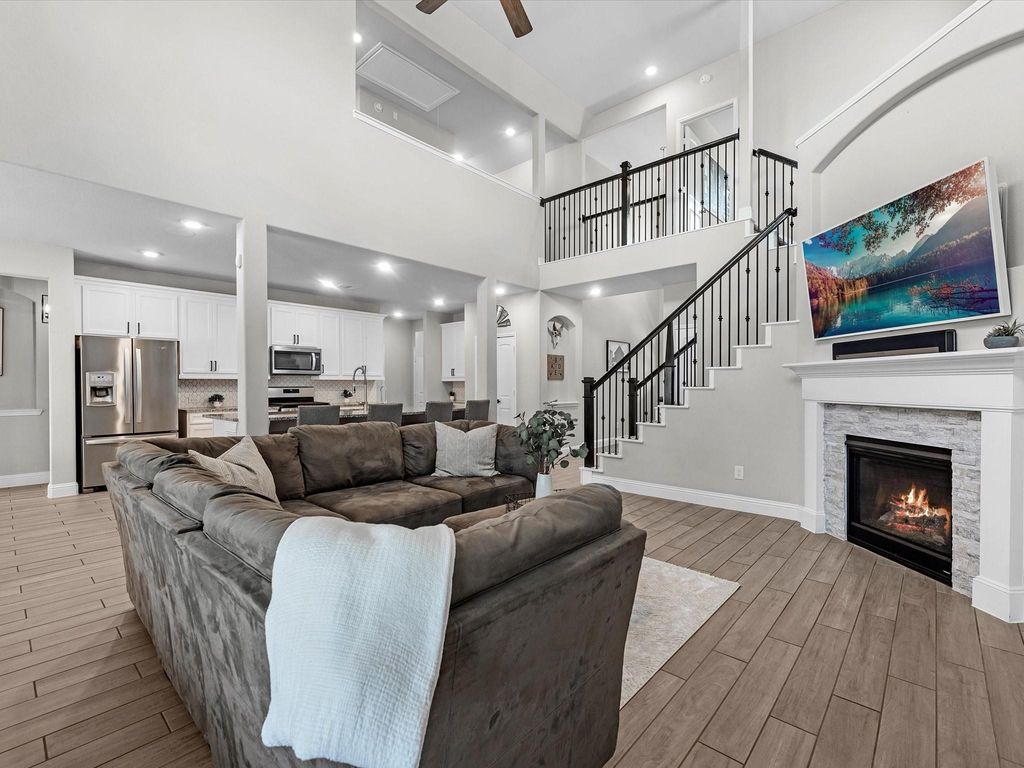 19430 Gray Mare Drive, Tomball, TX 77377