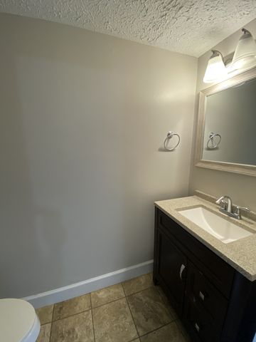 2327 Kimberly Dr, Nashville, TN 37214
