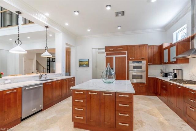 428 Rudder RD, Naples, FL 34102