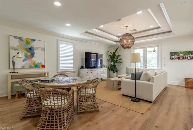 428 Rudder RD, Naples, FL 34102