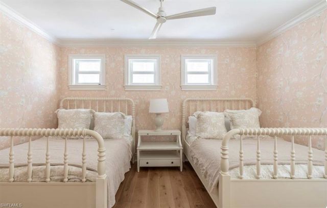 428 Rudder RD, Naples, FL 34102