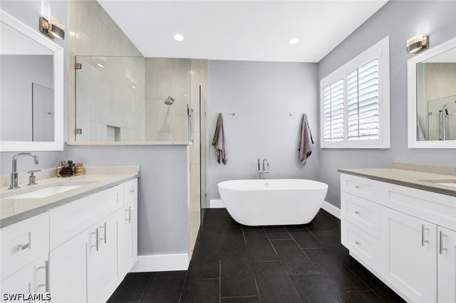 20141 ROOKERY DR, Estero, FL 33928