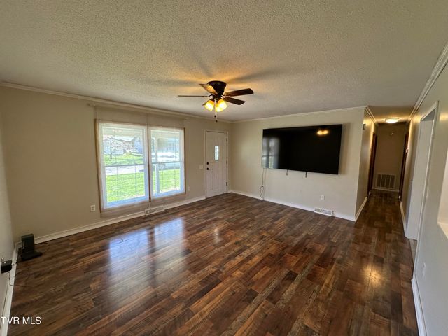 106 Buffalo Court, Erwin, TN 37650
