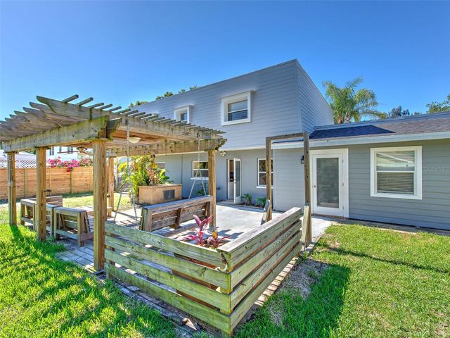 4711 W SAN RAFAEL STREET, Tampa, FL 33629