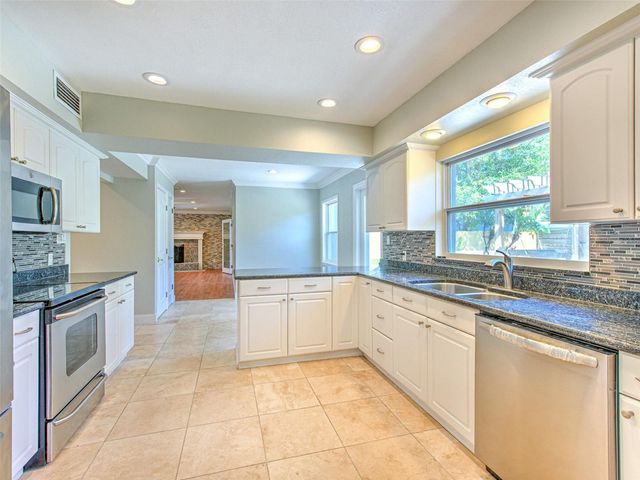 4711 W SAN RAFAEL STREET, Tampa, FL 33629