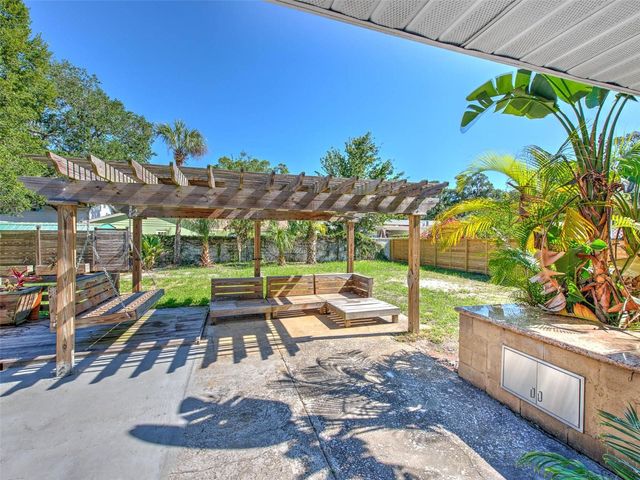 4711 W SAN RAFAEL STREET, Tampa, FL 33629