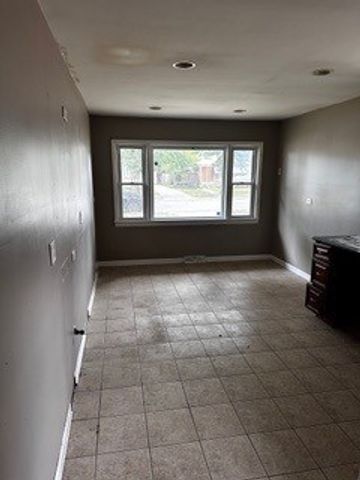 15112 E END Avenue, Dolton, IL 60419