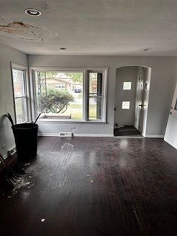 15112 E END Avenue, Dolton, IL 60419
