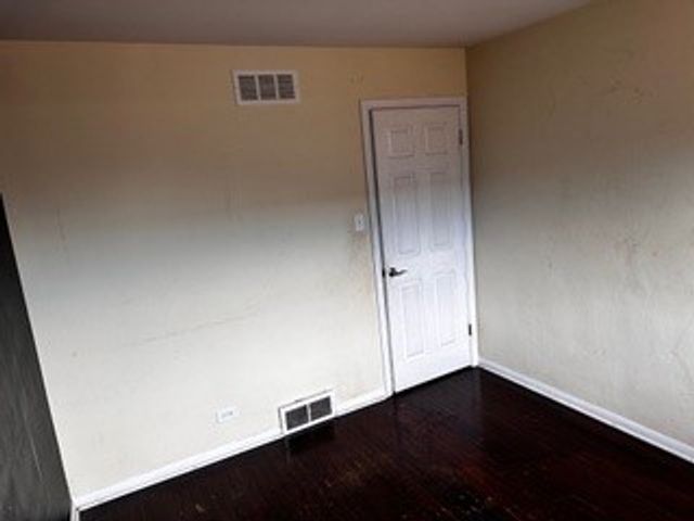 15112 E END Avenue, Dolton, IL 60419