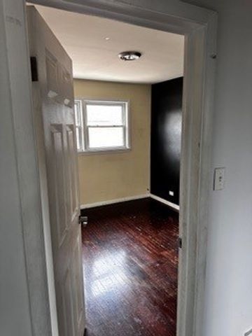 15112 E END Avenue, Dolton, IL 60419