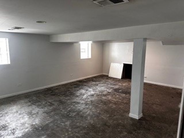 15112 E END Avenue, Dolton, IL 60419