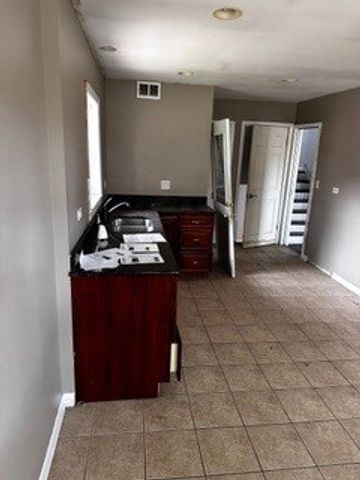15112 E END Avenue, Dolton, IL 60419