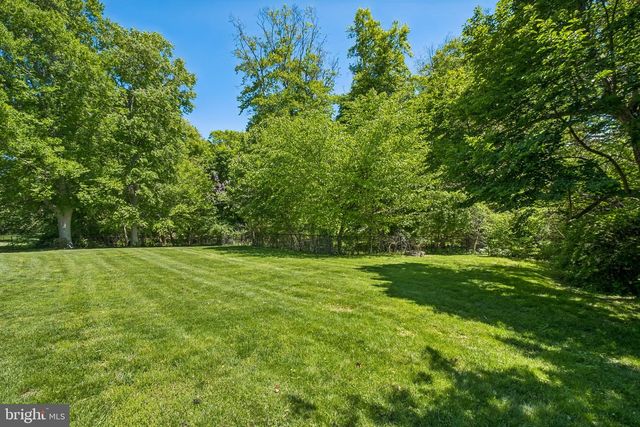 6 LOCUST WAY, Lafayette Hill, PA 19444