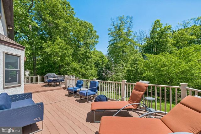 6 LOCUST WAY, Lafayette Hill, PA 19444