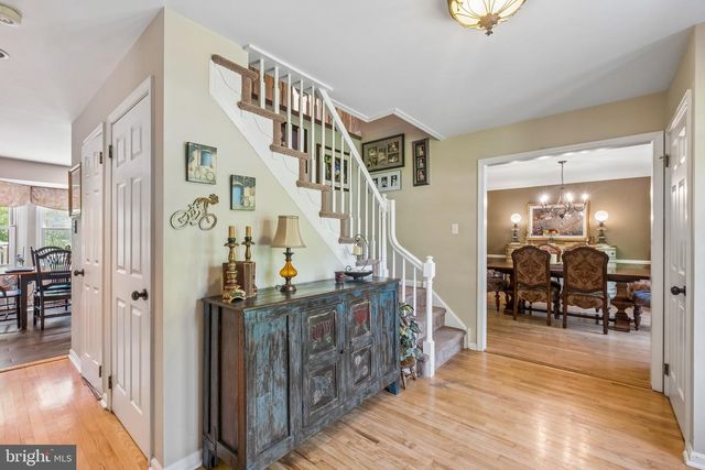 6 LOCUST WAY, Lafayette Hill, PA 19444