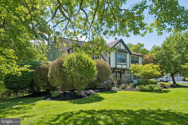 6 LOCUST WAY, Lafayette Hill, PA 19444
