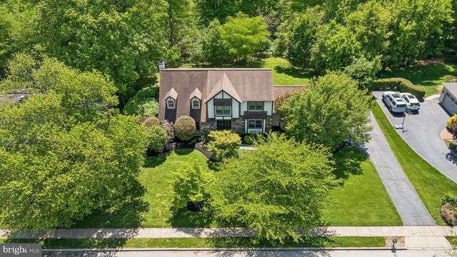 6 LOCUST WAY, Lafayette Hill, PA 19444