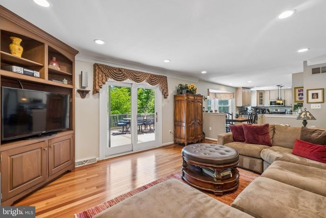 6 LOCUST WAY, Lafayette Hill, PA 19444