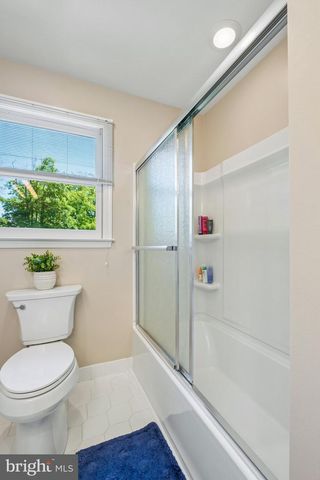 6 LOCUST WAY, Lafayette Hill, PA 19444