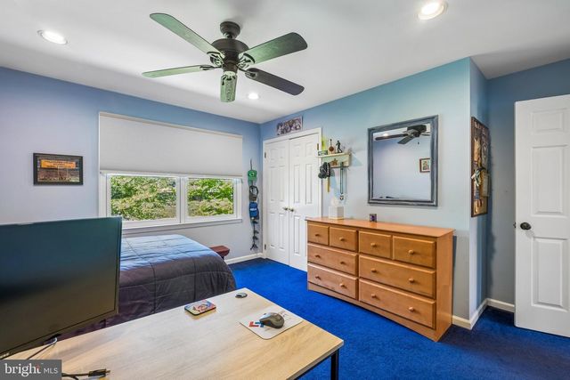 6 LOCUST WAY, Lafayette Hill, PA 19444