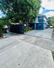 634 E 30th St, Hialeah, FL 33013