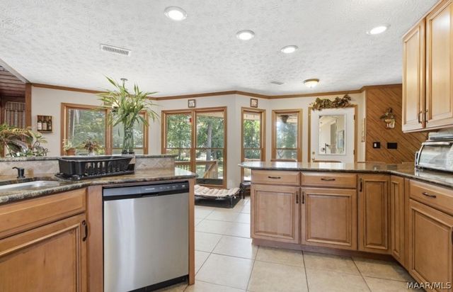 3324 STRATTON Court, Montgomery, AL 36109