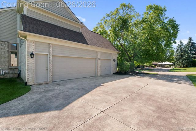 49906 Fuller Court, Plymouth Charter Township, MI 48170