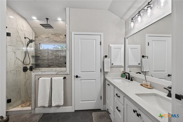 659 Winding View, New Braunfels, TX 78132