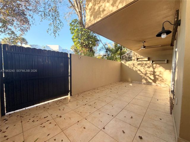 10835 SW 112th Ave 116, Miami, FL 33176