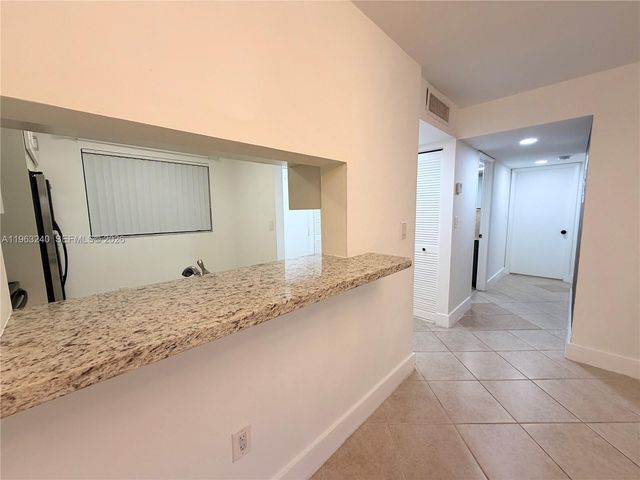 10835 SW 112th Ave 116, Miami, FL 33176